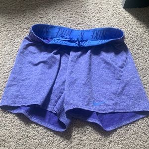 Nike Women's Dri-Fit Heatherized Attack Training Shorts